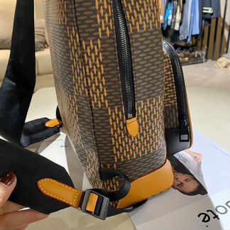 Модный рюкзак Louis Vuitton канва новый