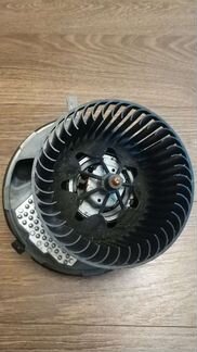 Вентилятор отопителя салона