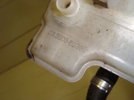 Бачок для тормозной жидкости Ford Focus 2 hxda