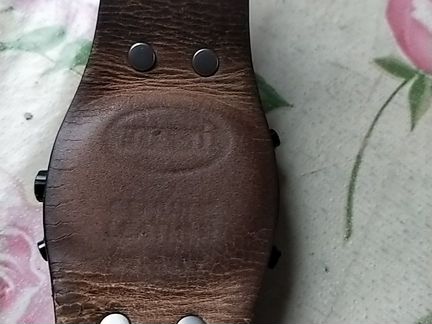 Часы fossil