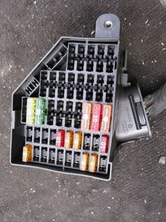 Блок предохранителей Passat (B6) пассат 3C2941823