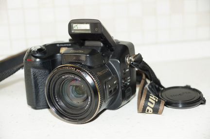 Фотоаппарат Fujifilm FinePix s7000