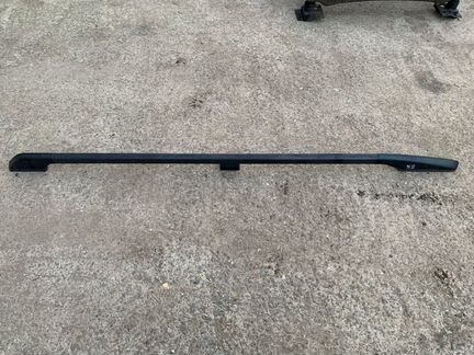 Рейлинг на крышу правый Mitsubishi Pajero 3 V78W