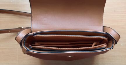 Карамельная сумка кросс-боди из эко-кожи 22х27 см