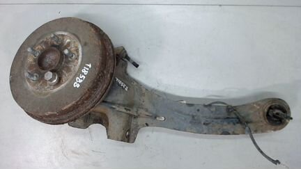 Ступица (кулак, цапфа) правая задняя Ford Focus 2