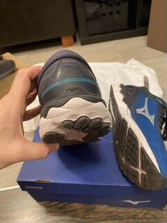 Кроссовки Mizuno Wave Skyrise