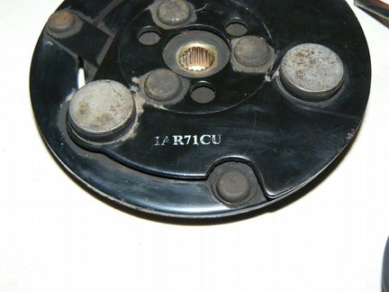 Муфта компрессора кондиционера Honda C-RV в сборе