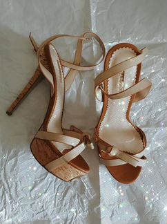 Босоножки Basconi