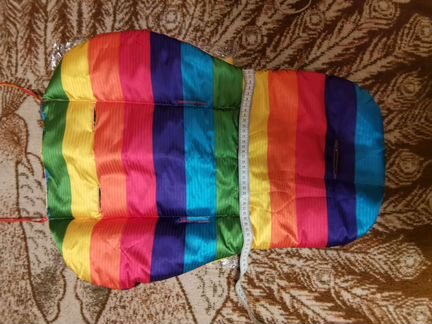 Полосатый матрасик для стульчика