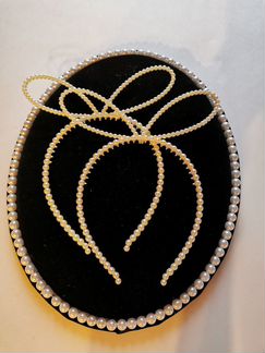 Аксессуары из жемчуга на голову