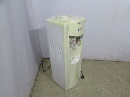 Кулер для воды HotFrost v208