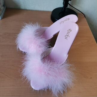 Босоножки стрипы