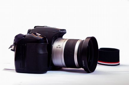Фотоаппарат Konica Minolta Dynax 5D