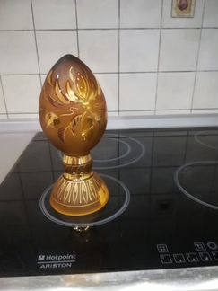 Яйцо из стекла