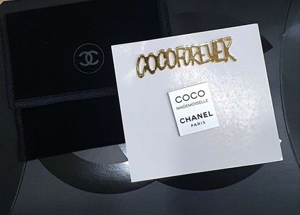 Броши Chanel