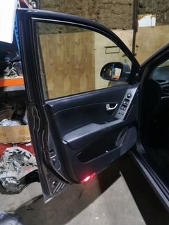 Дверь передняя левая Актион нью 2010-17