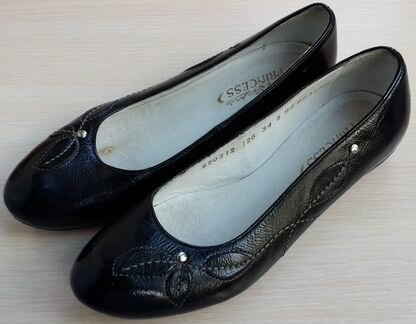 Лакированные туфельки для принцессы