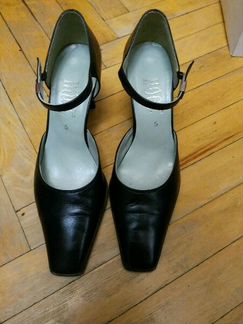 Туфли женские на каблуках Hogl