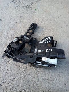 Замок двери передний правый Ford Fiesta CB1 hxjb