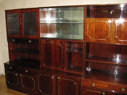 Стенка производства Румынии