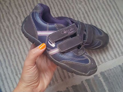 Кроссовки р.29