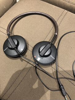 Проводные наушники Sony MDR-570