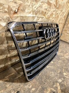 Решетка радиатора Audi A8 D4 рест