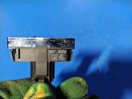 Кнопка аварийной сигнализации Ford S-Max 2006