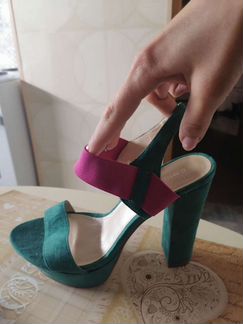 Босоножки женские 39 размер