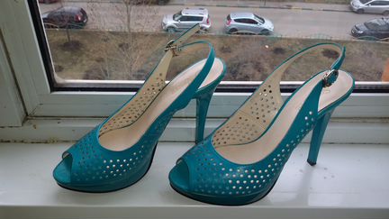 Очень красивые босоножки