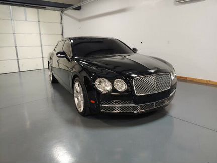 Bentley Flying Spur AT, 2017, 32 000 км