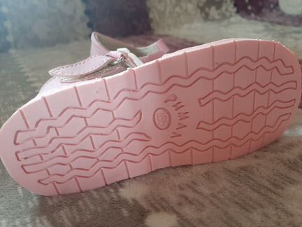 Новые сандали для девочки 16,5