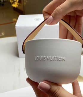 Ароматизированная свеча Louis Vuitton